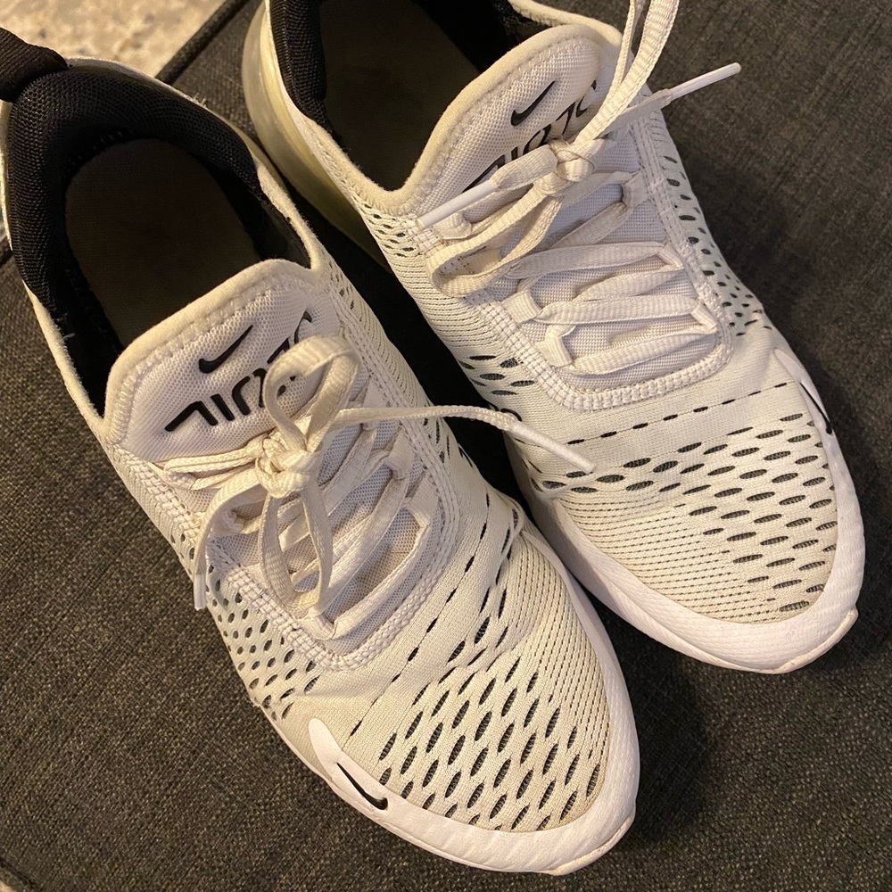 Nike Air Max 270